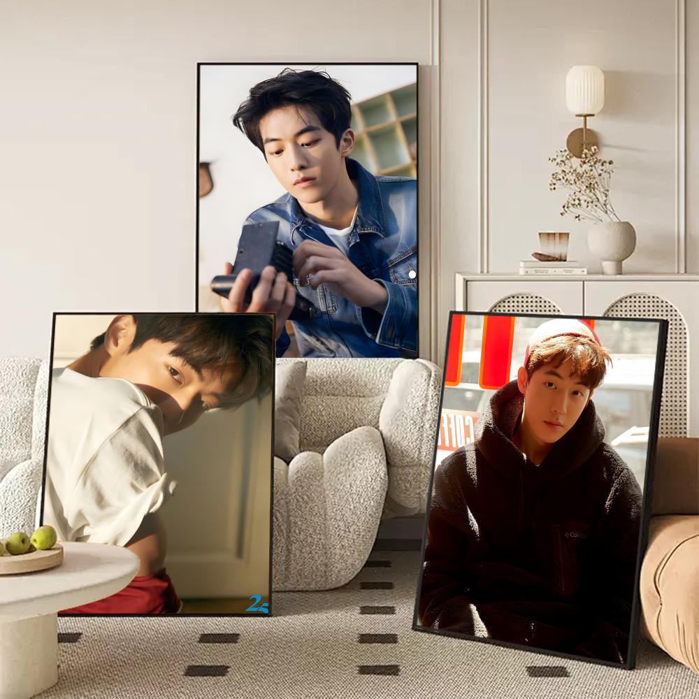 Mannelijke ster N_nam J_joo Hy - Home Bar And Theater recensie en prijs